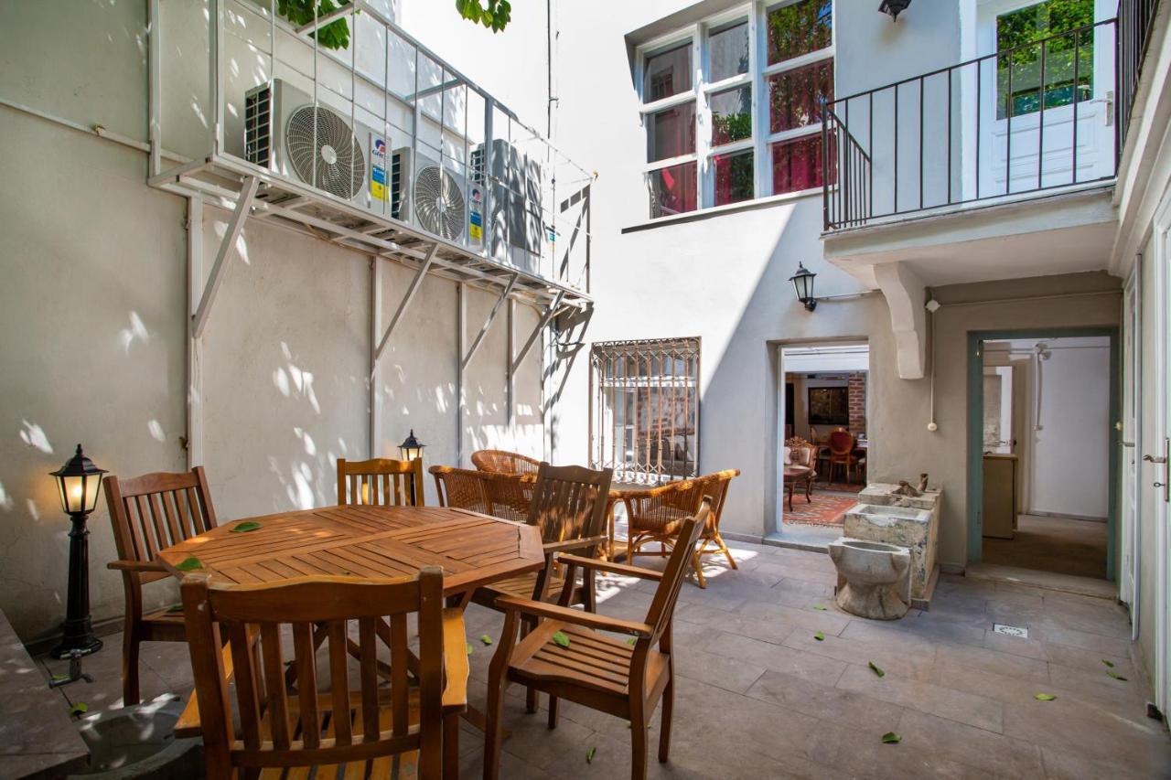 Mansion With Lemon Tree Apartamento Esmirna Exterior foto