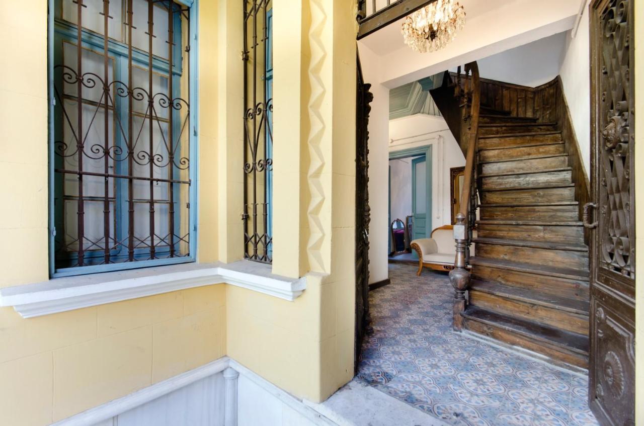 Mansion With Lemon Tree Apartamento Esmirna Exterior foto