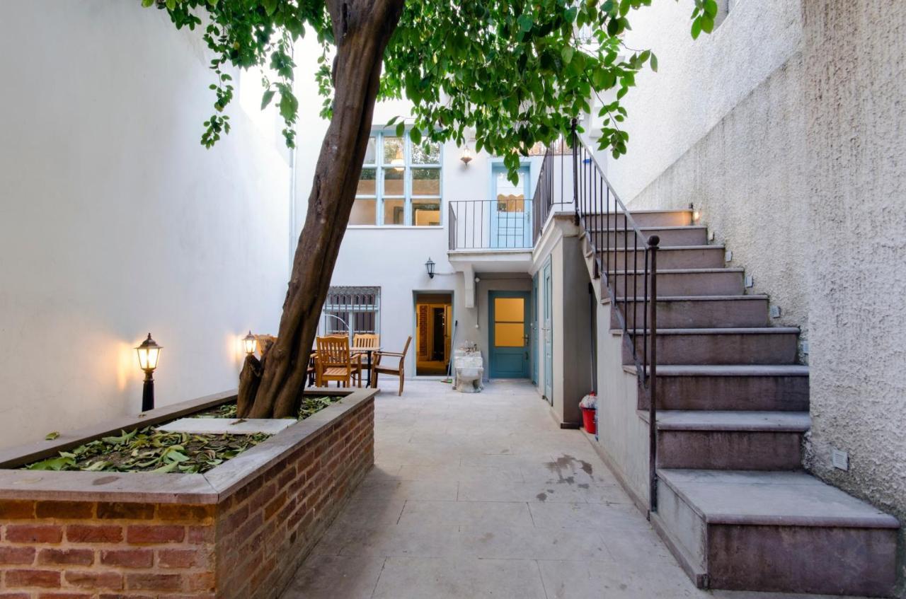 Mansion With Lemon Tree Apartamento Esmirna Exterior foto