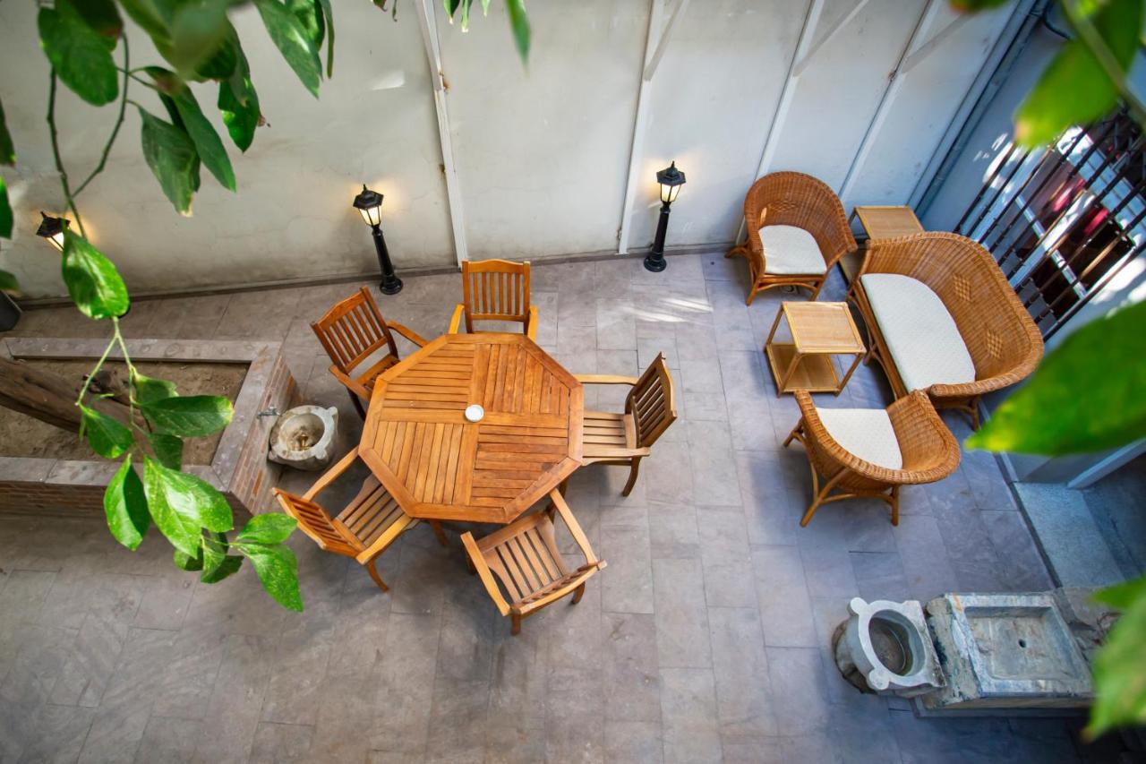 Mansion With Lemon Tree Apartamento Esmirna Exterior foto