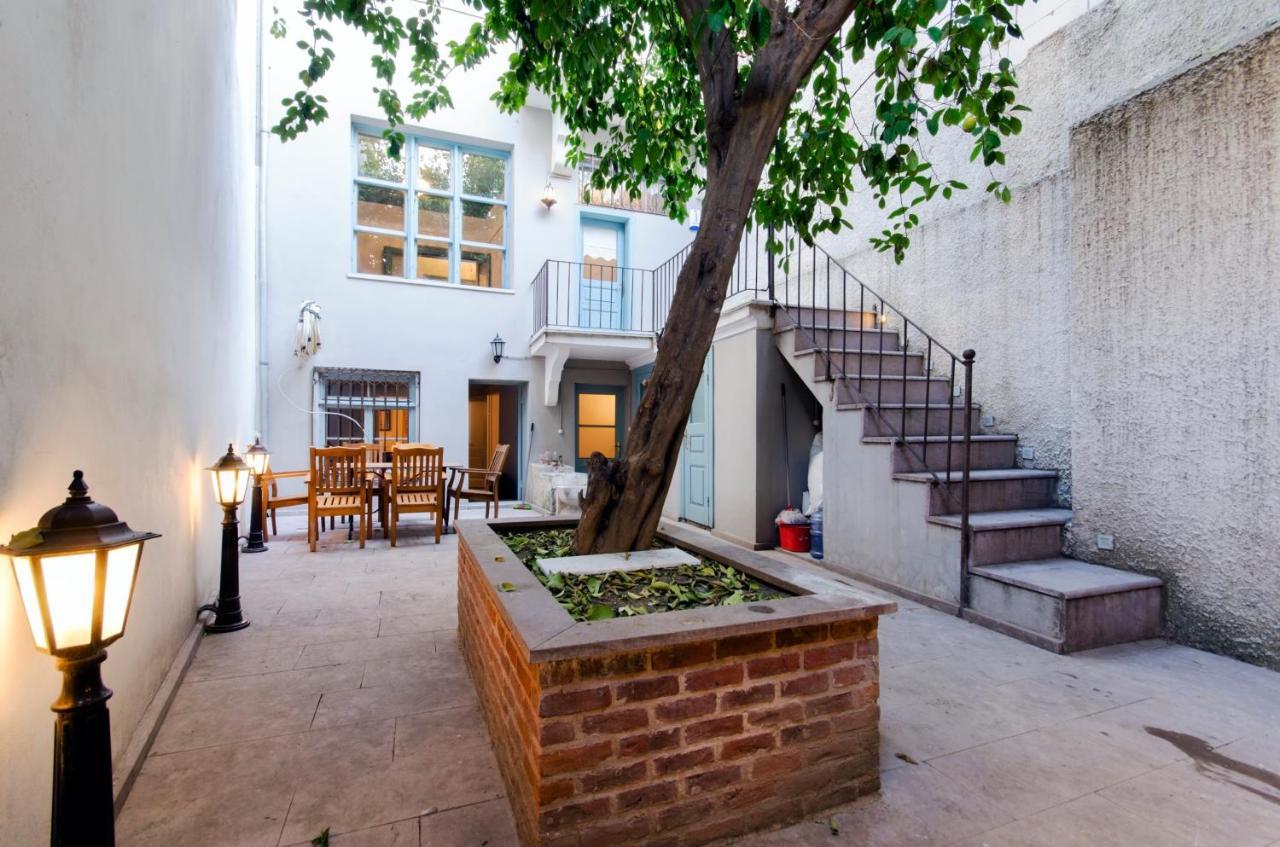 Mansion With Lemon Tree Apartamento Esmirna Exterior foto
